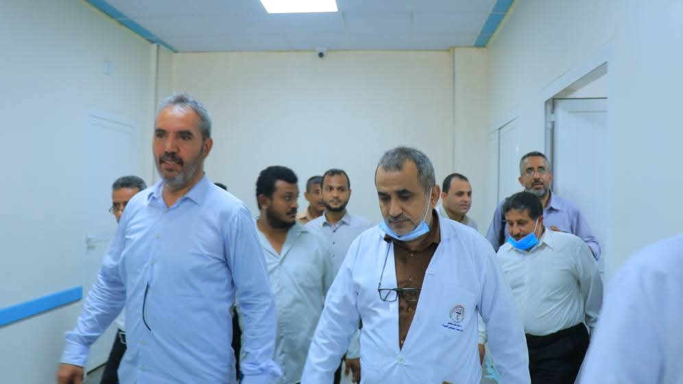 الحديدة على موعد مع إنجاز طبي جديد: هيئة مستشفى الثورة تمضي نحو جراحة القلب المفتوح