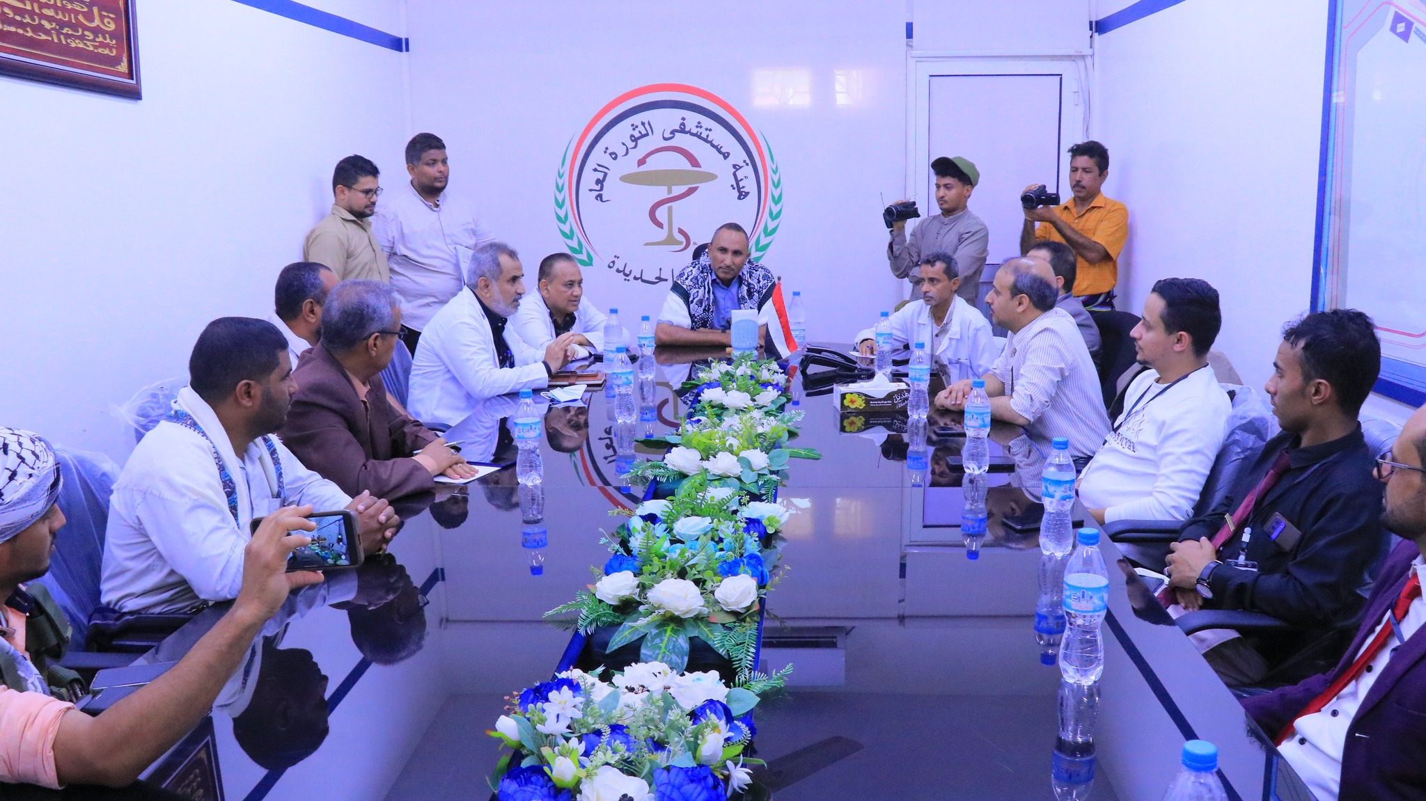 محافظ الحديدة يدشّن المخيم الأول لجراحة الأورام بهيئة مستشفى الثورة العام